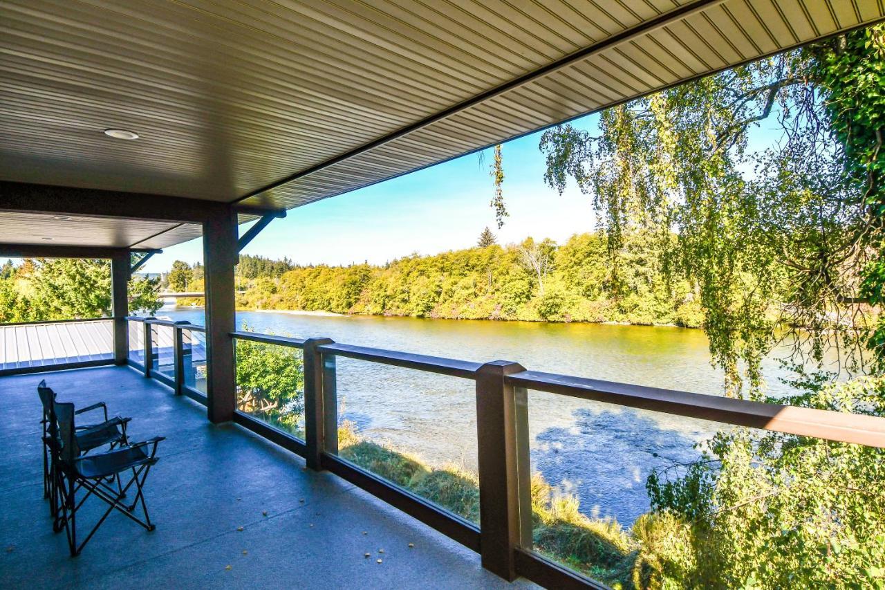 Chateau Riverside Campbell River Ngoại thất bức ảnh