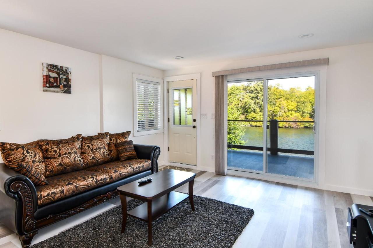 Chateau Riverside Campbell River Ngoại thất bức ảnh