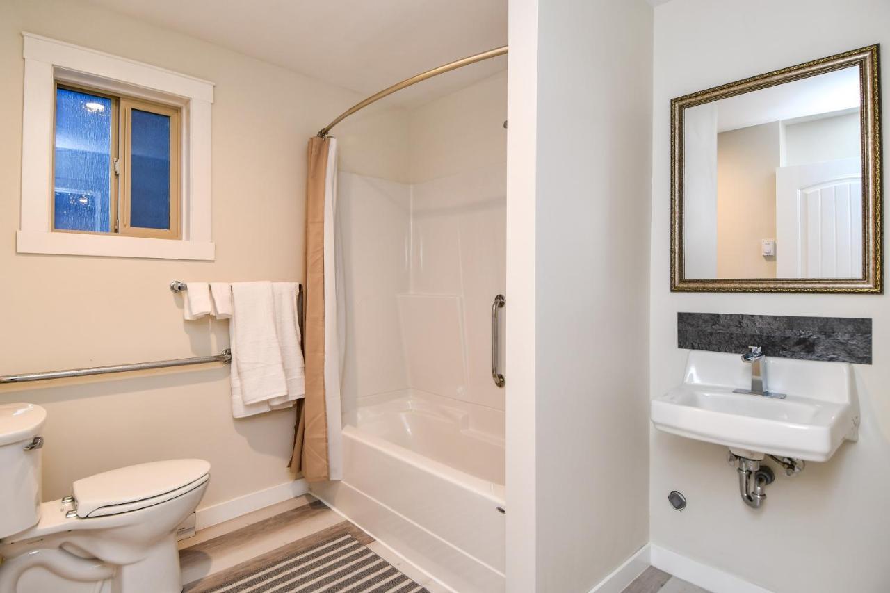 Chateau Riverside Campbell River Ngoại thất bức ảnh