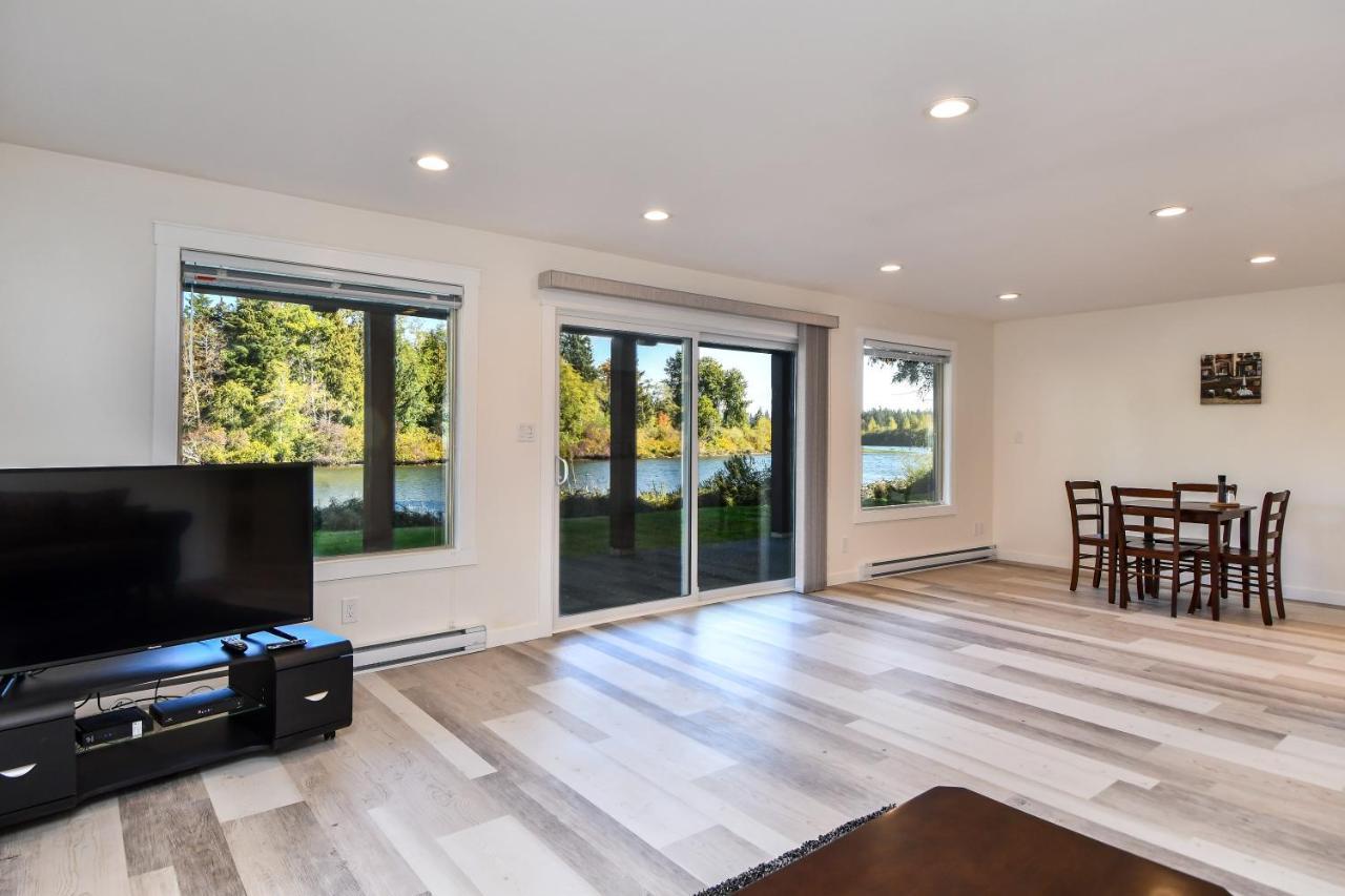 Chateau Riverside Campbell River Ngoại thất bức ảnh